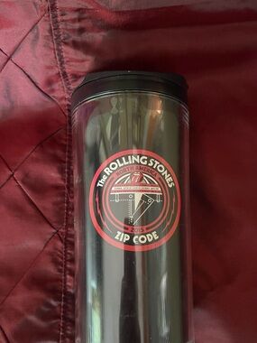 2015 Rolling Stones Black & Red Travel Tumbler  Zip Code Emblem